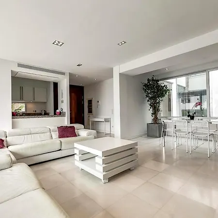 Premium & Luxury Villas Habitats Del Duque Vila