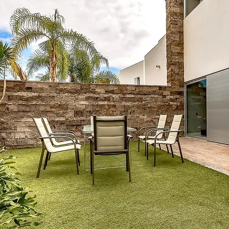 Premium & Luxury Villas Habitats Del Duque فيلة